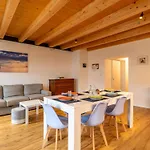 Panorama By Interhome *